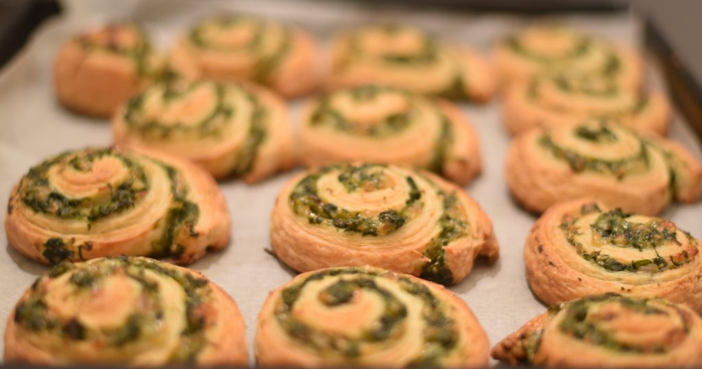 Spinach and cheese rolls