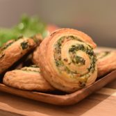 Spinach and cheese rolls