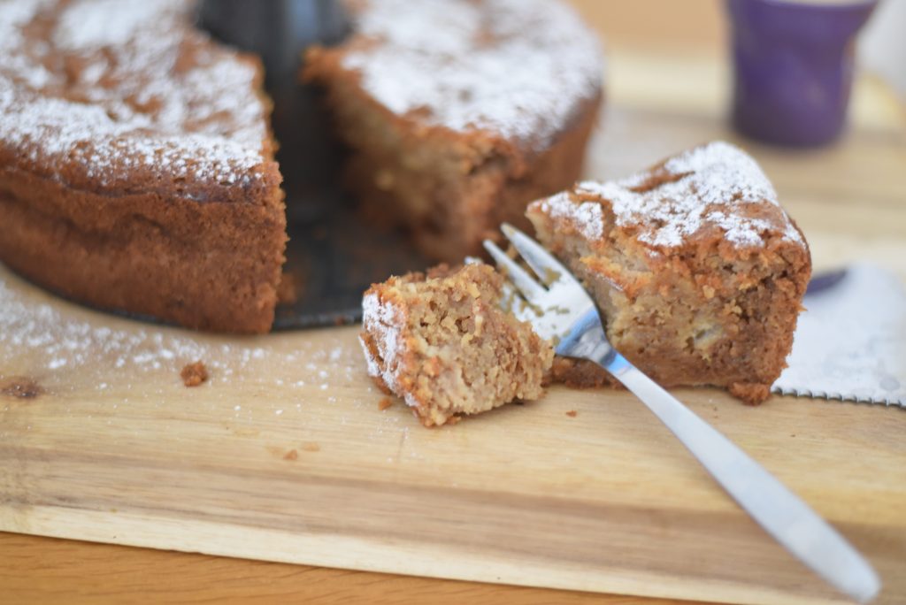 Apple and Olive Oil Cake